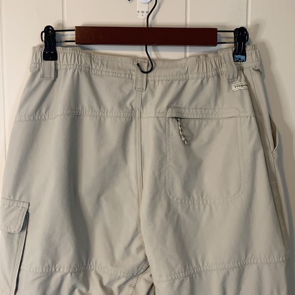 Columbia Titanium Convertible Packable Tan Cargo Pants Women's Size Medium - Picture 10 of 11